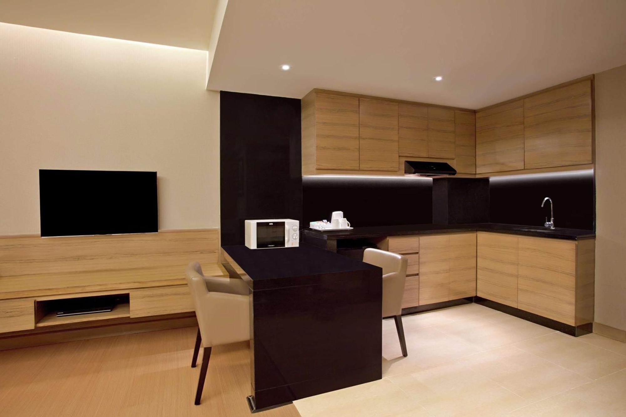 Doubletree Suites By Hilton Bengaluru Outer Ring Road Ngoại thất bức ảnh